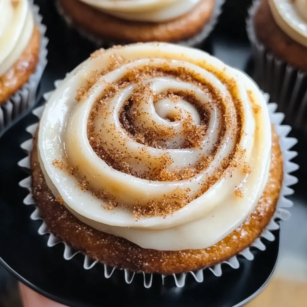 Cinnamon Roll Cupcakes