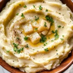 Roasted Garlic Mashed Potatoes {Slow Cooker}
