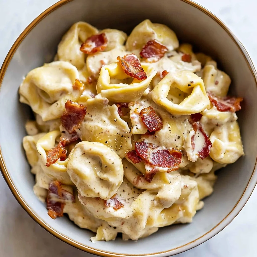 Bacon Cream Cheese Tortellini: A Deliciously Indulgent Mu…